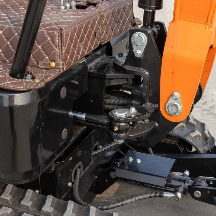 1.8 Ton HT-18 Mini Excavator image 10