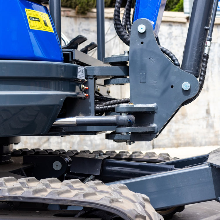 2.5 Ton HT-25 Mini Excavator image 9
