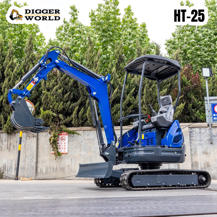 2.5 Ton HT-25 Mini Excavator image 2