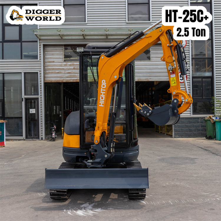 2.5 Ton HT-25C+ Mini Excavator image 5