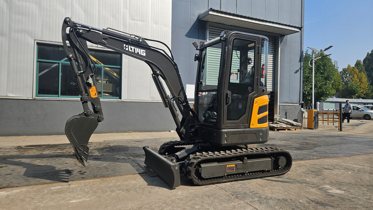 LT-30 Mini Excavator