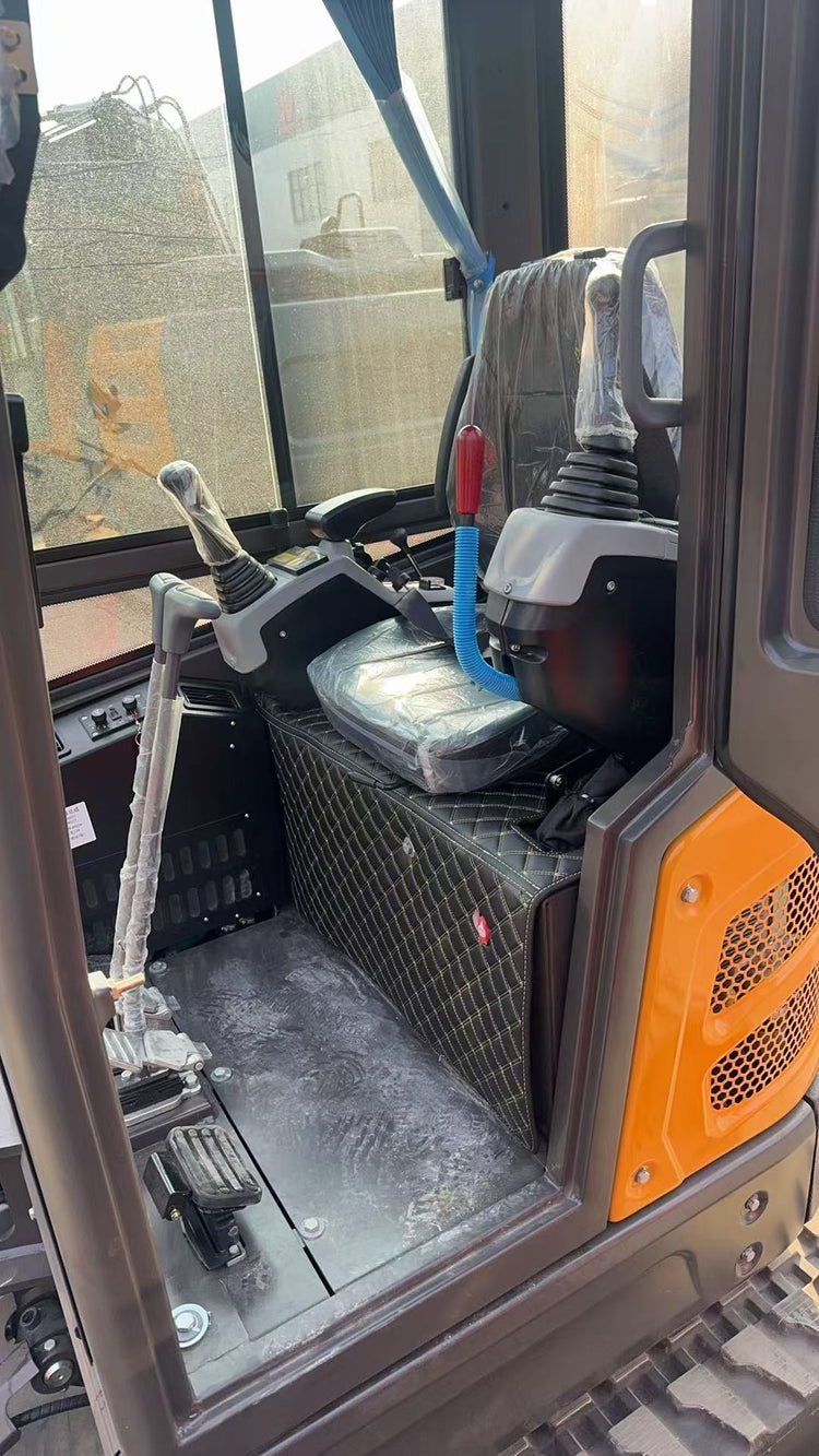 LT-30 Mini Excavator