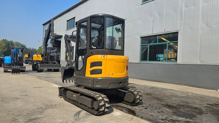 LT-30 Mini Excavator